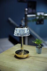 CT8434 RIO ŞARJLI MASA LAMBASI